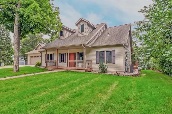 14449 E Fox Lake Road, Lake View Twp, MN 56501