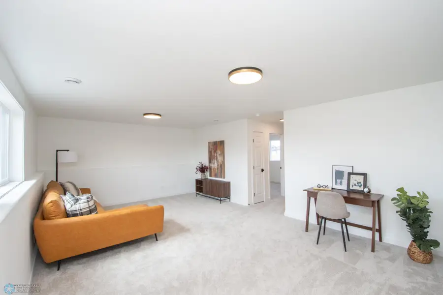 2316 37 Avenue S, Moorhead, MN 56560 - Image #2