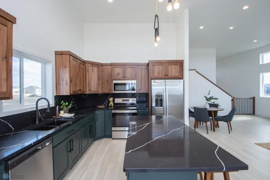 2316 37 Avenue S, Moorhead, MN 56560 - Image #3