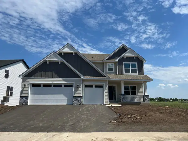 2719 Aspen Drive, Shakopee, MN 55379