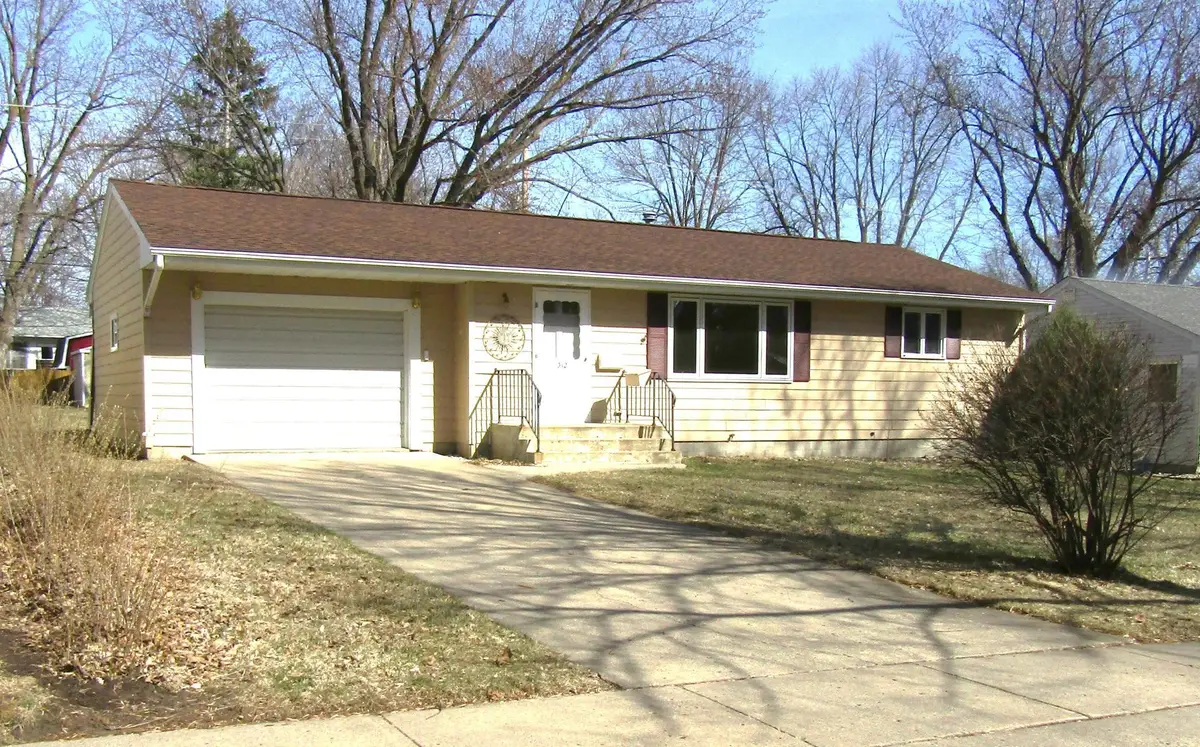 312 S 12th Street, Montevideo, MN 56265 - Image #1