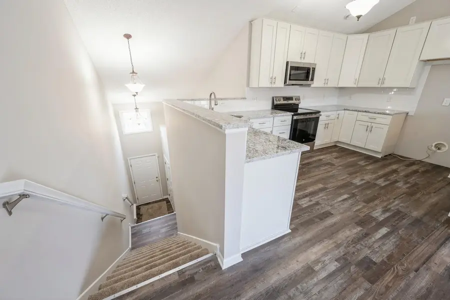 7615 Elm Grove Avenue #612, New Hope, MN 55428 - Image #2