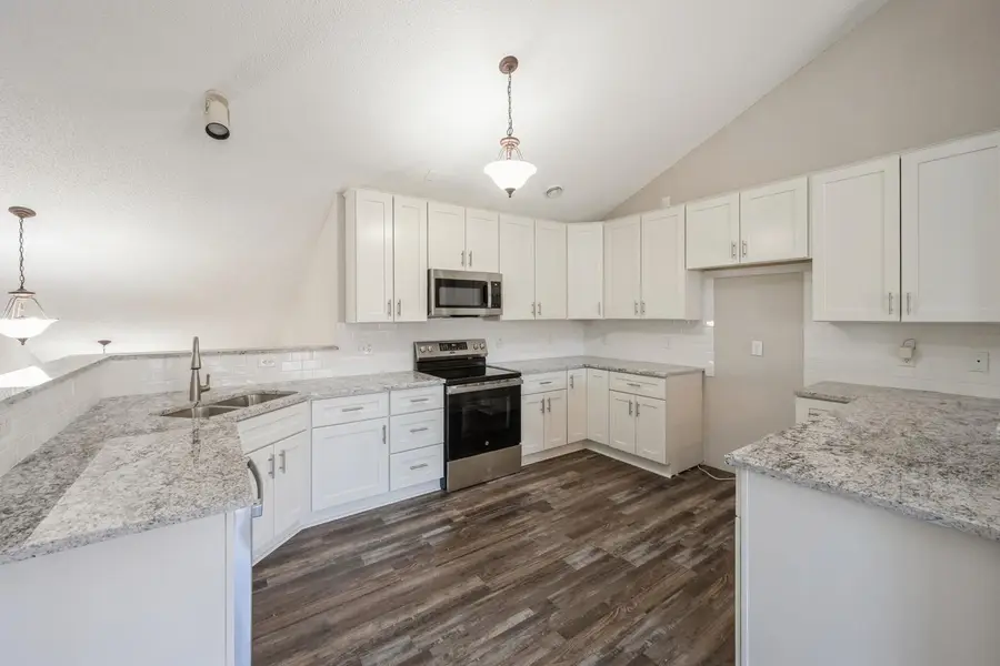 7615 Elm Grove Avenue #612, New Hope, MN 55428 - Image #3