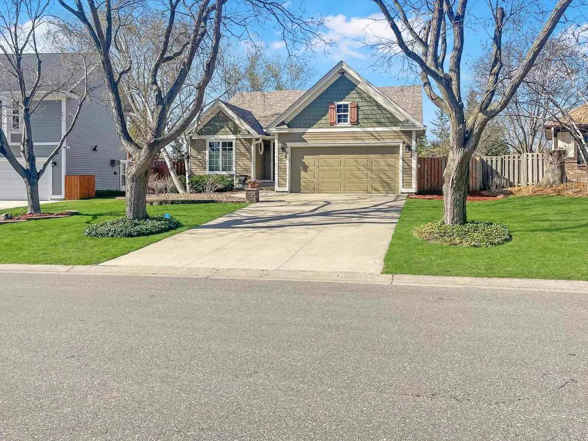 890 Winterberry Court, Woodbury, MN 55125 - #1