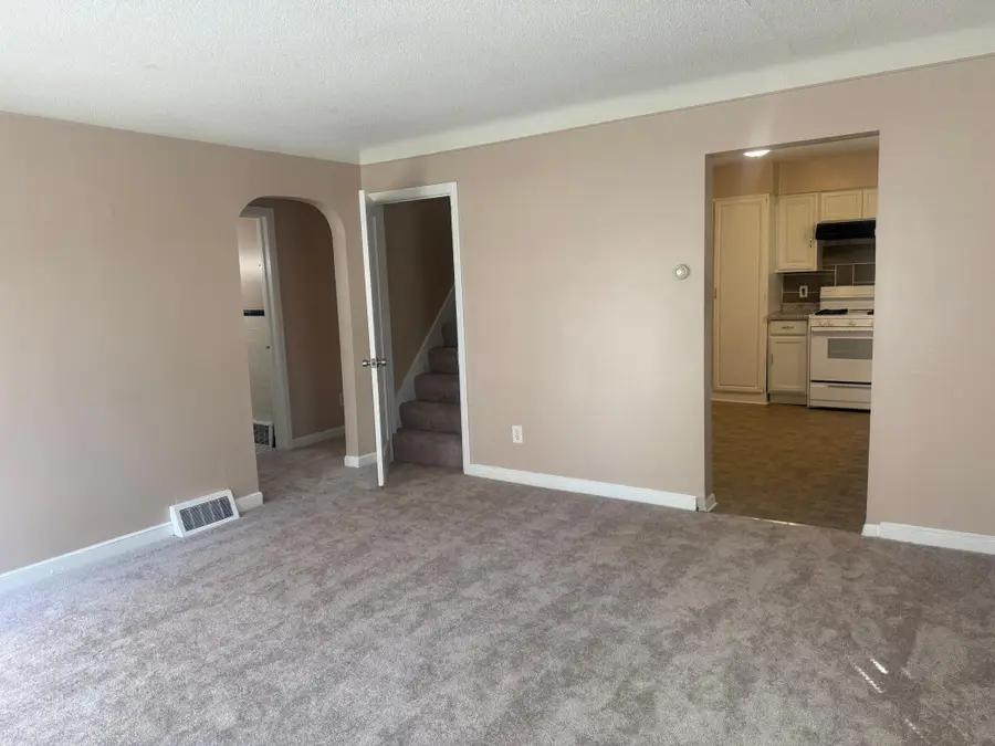 4230 Zane Avenue N, Crystal, MN 55422 - Image #2