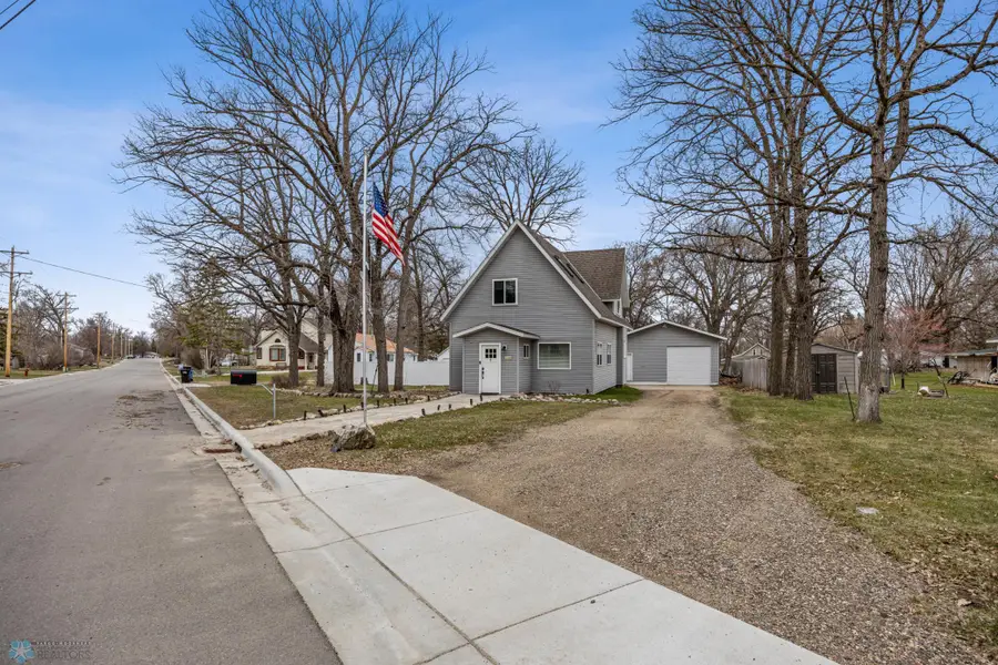 1137 Campbell Avenue, Detroit Lakes, MN 56501 - Image #3