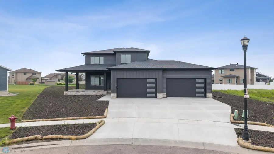951 50th Avenue W, West Fargo, ND 58078 - Image #3