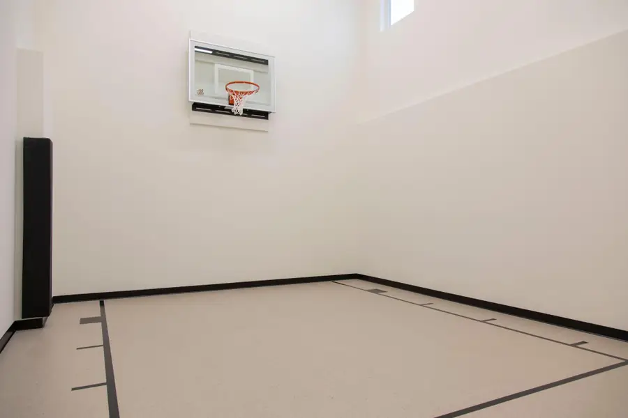 10361 Peony Lane, Maple Grove, MN 55311 - Image #2