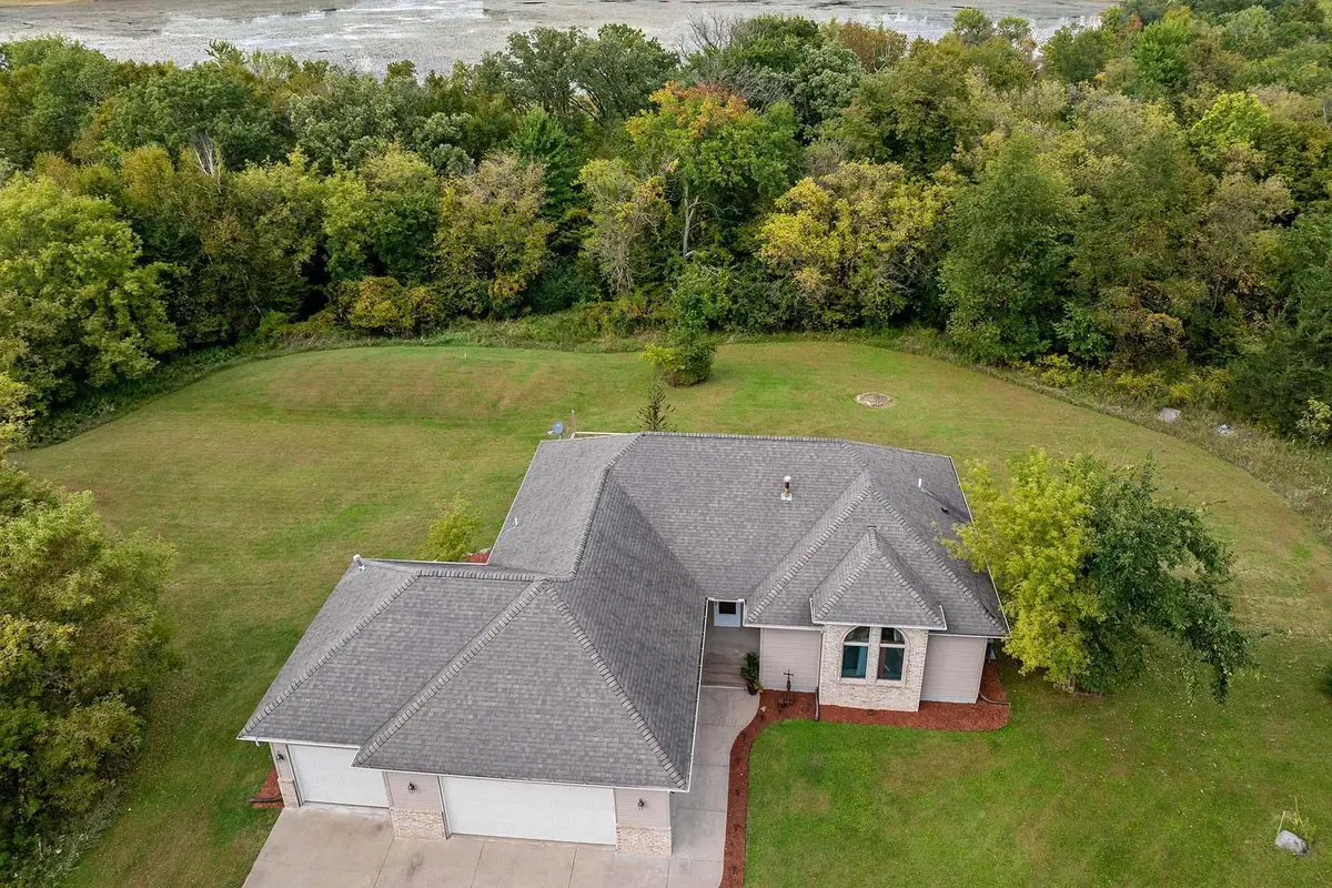 8536 275th Street, Chisago City, MN 55013 - Image #1