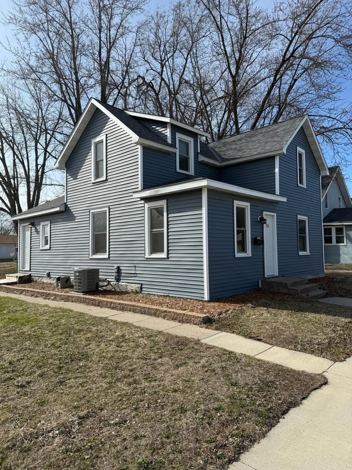 436 Adams Street Se, Hutchinson, MN 55350 - Image #1