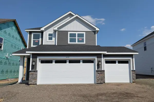 3899 Helena Avenue N, Oakdale, MN 55128