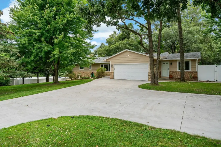 137 Andover Boulevard Nw, Andover, MN 55304 - Image #3