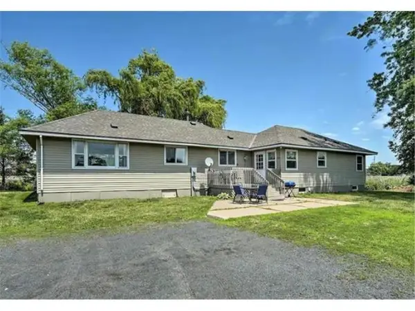 520 Park Island Road #2, Center City, MN 55012