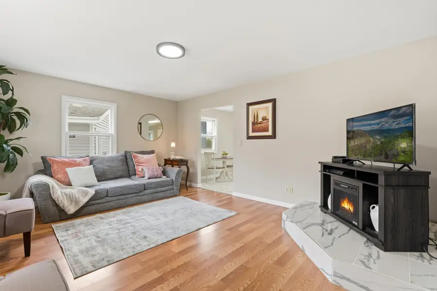 6280 Carleda Way, Inver Grove Heights, MN 55076 - Image #2