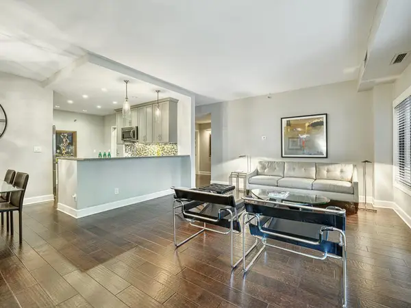 1235 Yale Place #101, Minneapolis, MN 55403