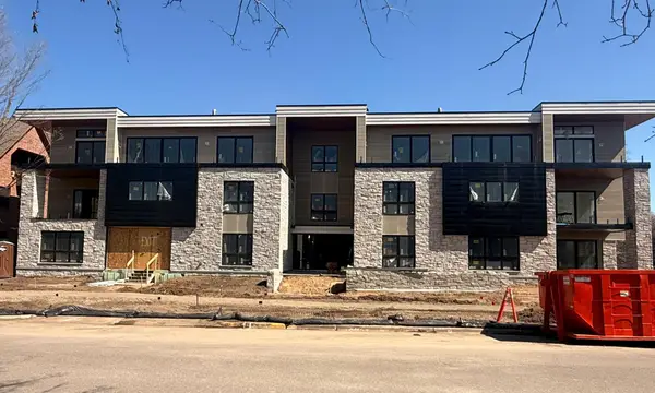 150 Broadway Avenue S #2B, Wayzata, MN 55391