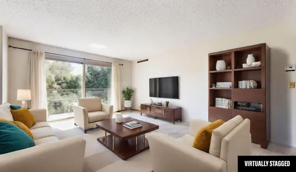 210 Grant Street W #204, Minneapolis, MN 55403