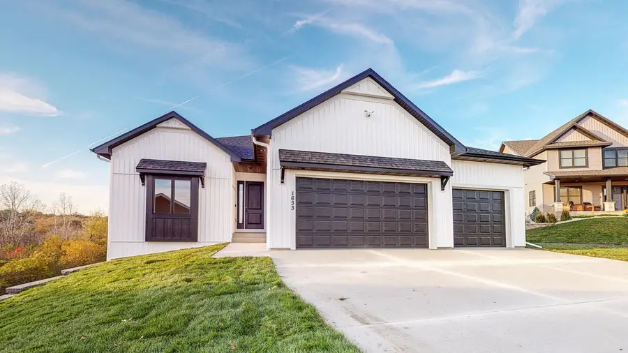 928 Milborne Lane Nw, Rochester, MN 55901 - Image #2