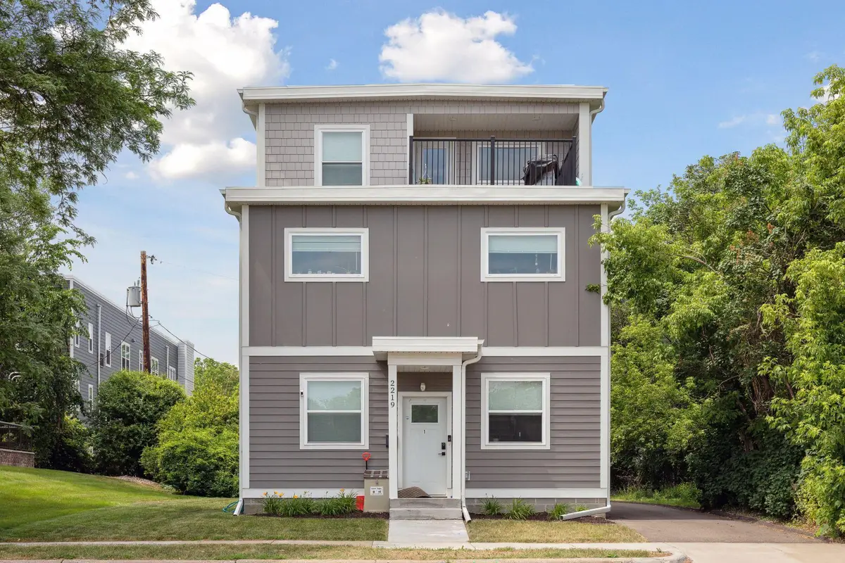 2219 Youngman Avenue, Saint Paul, MN 55116 - Image #1