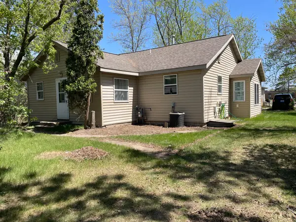 906 Lambert Avenue Se, Bemidji, MN 56601