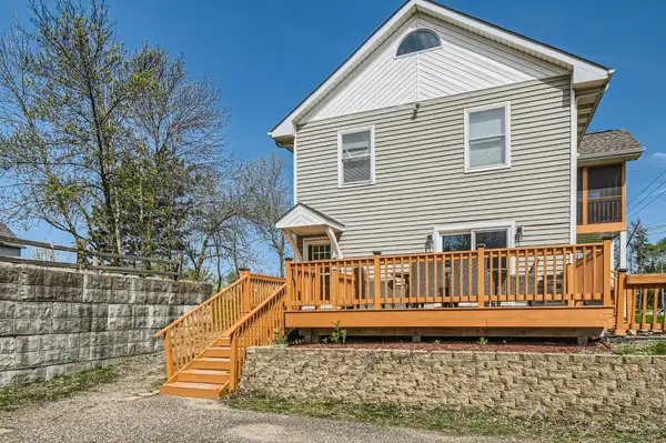 401 Highway 7, Excelsior, MN 55331