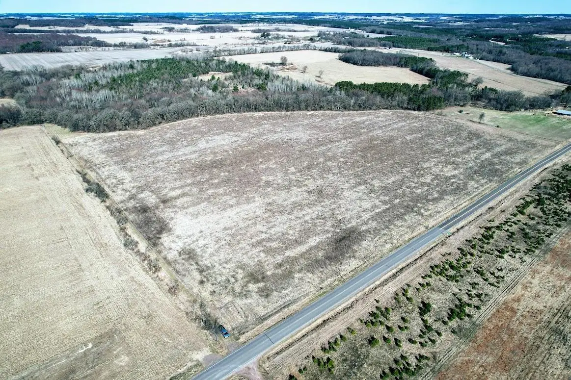 N48025 County Hwy B, Sumner, WI 54758 - Image #1