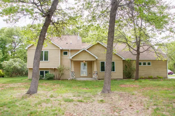 13910 Cherrywood Drive, Baxter, MN 56425