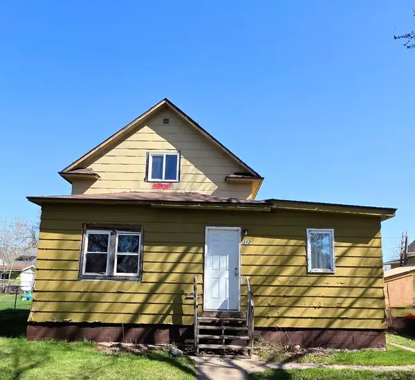 312 4th Street Nw, Chisholm, MN 55719