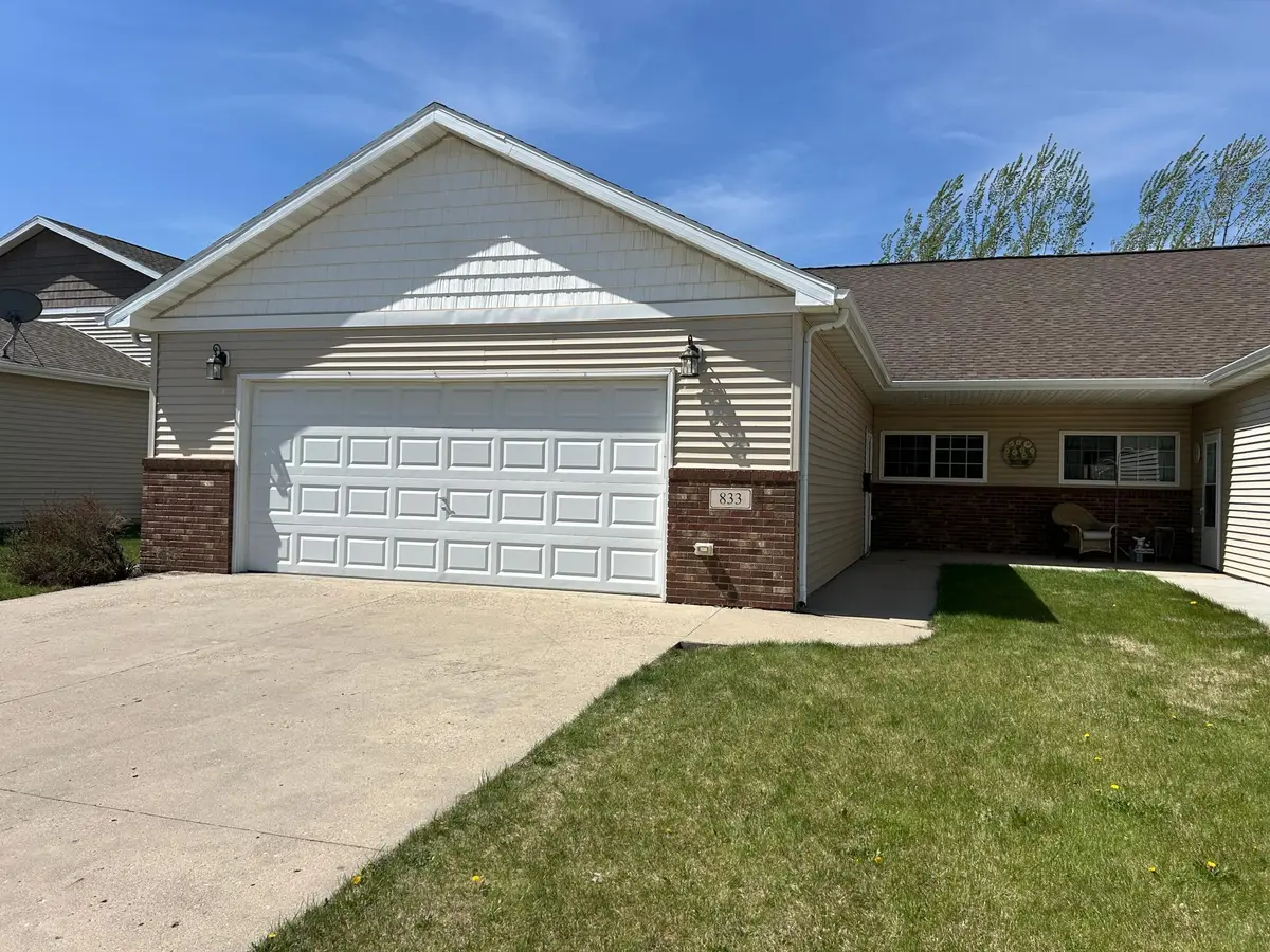 833 35th Street S, Moorhead, MN 56560 - Image #1