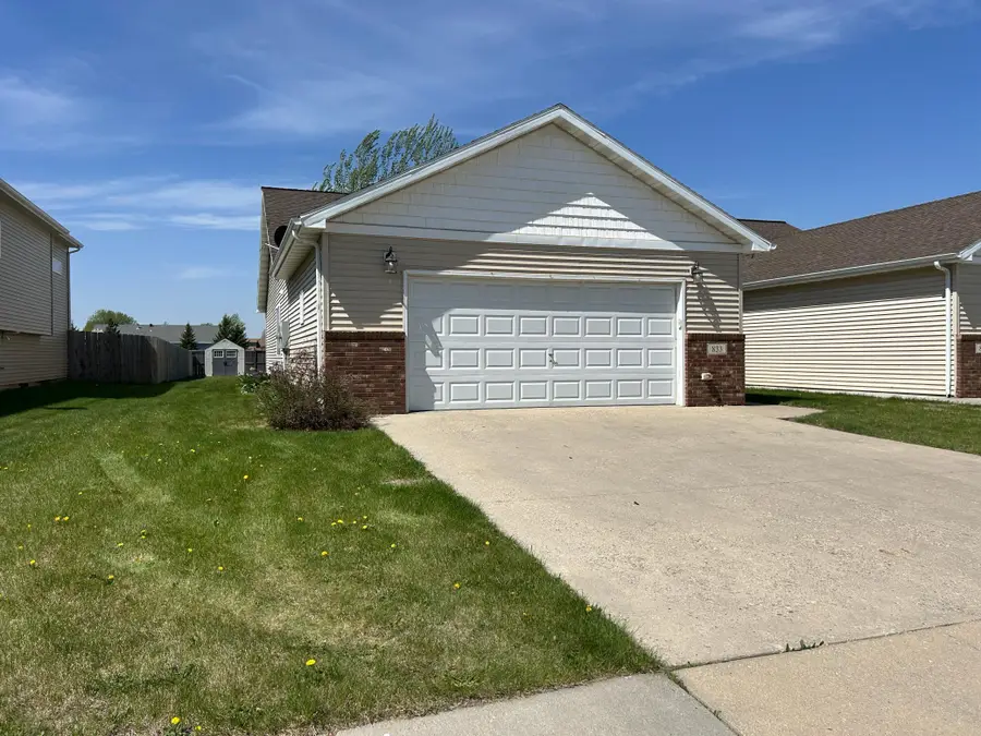 833 35th Street S, Moorhead, MN 56560 - Image #3