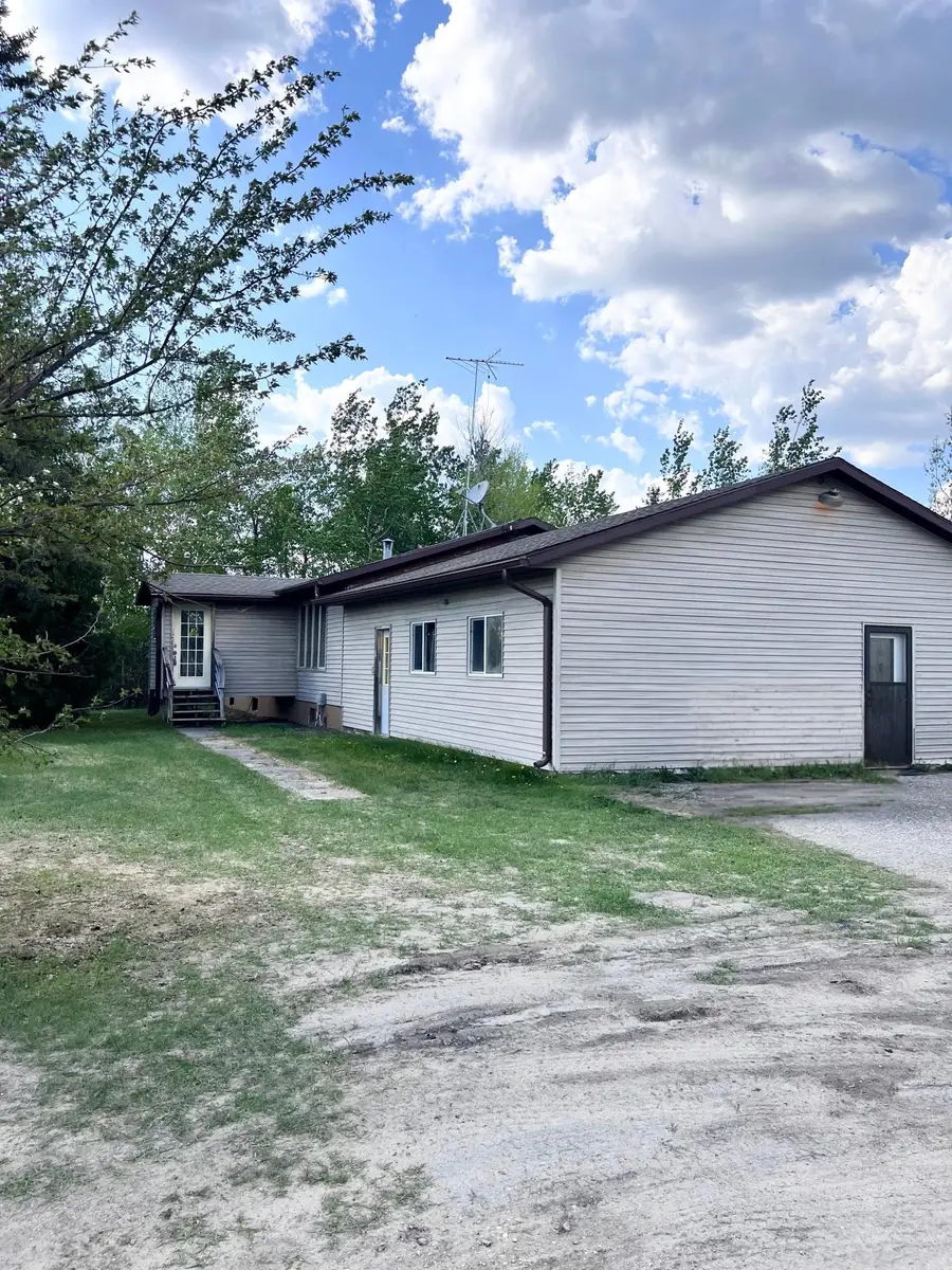 3186 State Highway 11 Se, Baudette, MN 56623 - Image #2