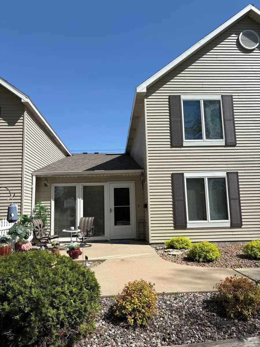 40 W Broadway, Plainview, MN 55964 - Image #2