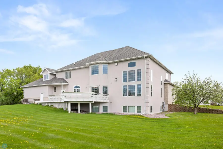 1407 15th Street N, Wahpeton, ND 58075 - Image #2