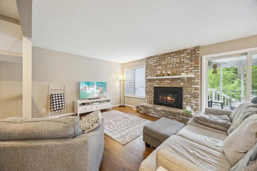 153 Wildwood Bay Drive, Mahtomedi, MN 55115 - Image #3