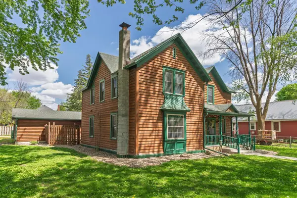 210 1st Street Se, Hayfield, MN 55940