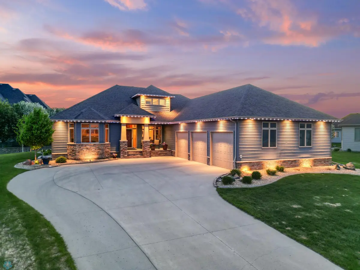 6009 27th Street S, Fargo, ND 58104 - Image #1