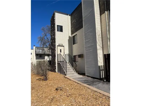 7354 72nd Lane N #324, Brooklyn Park, MN 55428