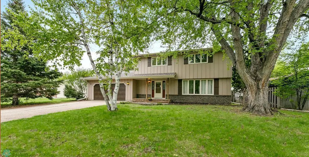 3667 Evergreen Road N, Fargo, ND 58102 - Image #1