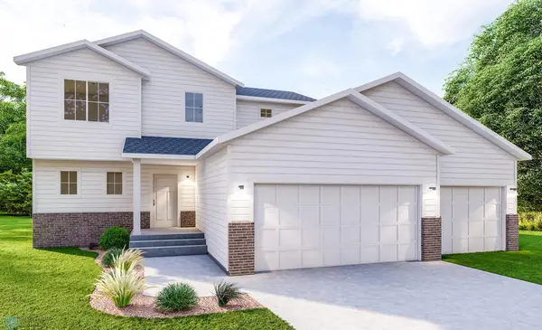 4821 4th Street S, Moorhead, MN 56560