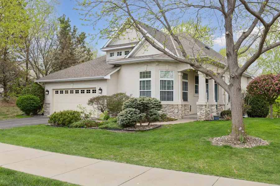 4555 Jewel Lane N, Plymouth, MN 55446 - Image #2