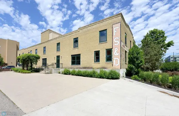 210 11th Street N #103, Fargo, ND 58102