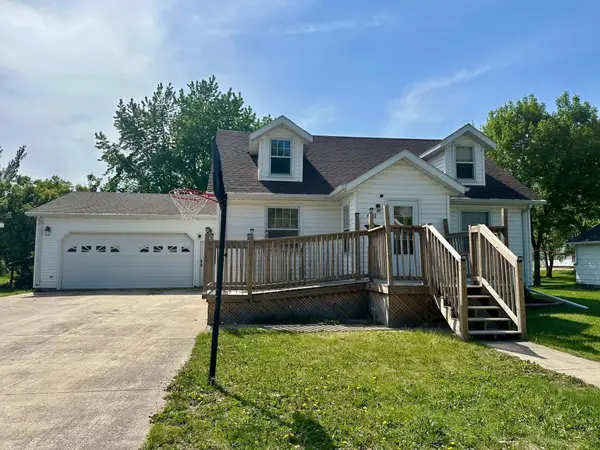 401 Lorrain Street, Milroy, MN 56263