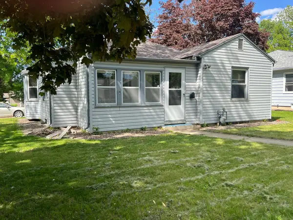 222 W Mckinley Street, Owatonna, MN 55060