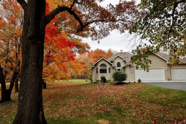 39 154th Avenue Ne, Ham Lake, MN 55304