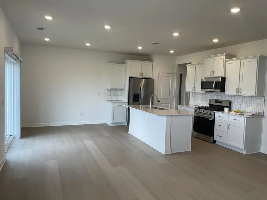 3903 Helena Avenue N, Oakdale, MN 55128 - Image #2