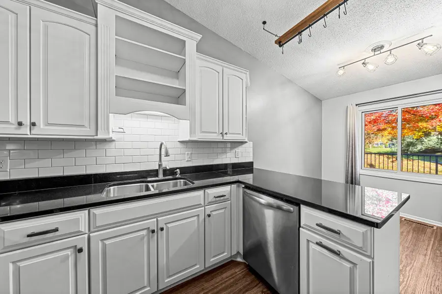 4373 Arden View Court, Arden Hills, MN 55112 - Image #3