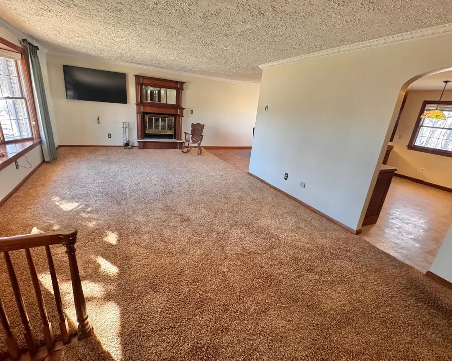 212 Carrow Circle, Marshall, MN 56258 - #3