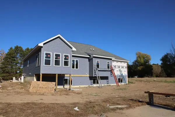 33006 Hilary Circle, Cambridge Twp, MN 55008