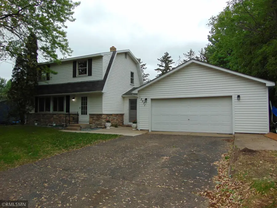 2531 Mayfair Avenue, White Bear Lake, MN 55110 - Image #2