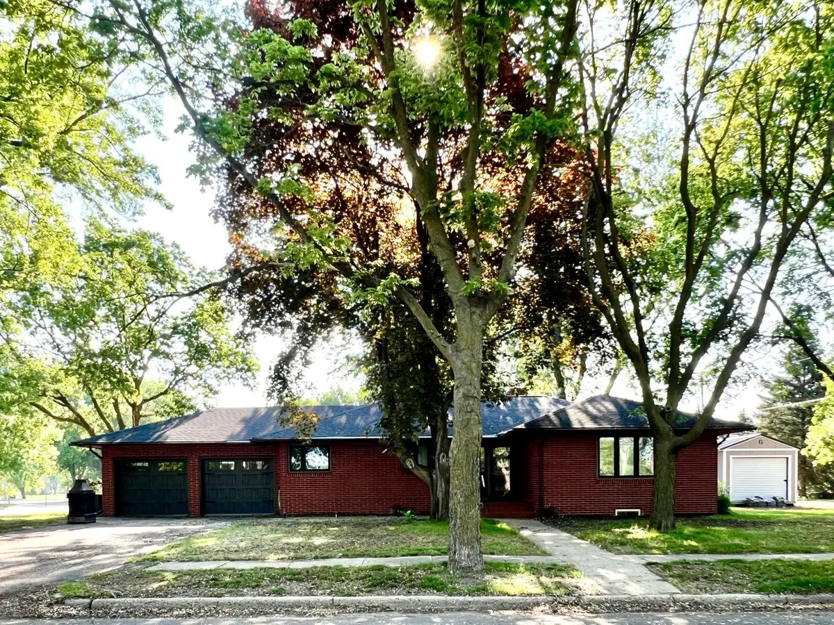 424 S Gaulke Street, Appleton, MN 56208 - #1